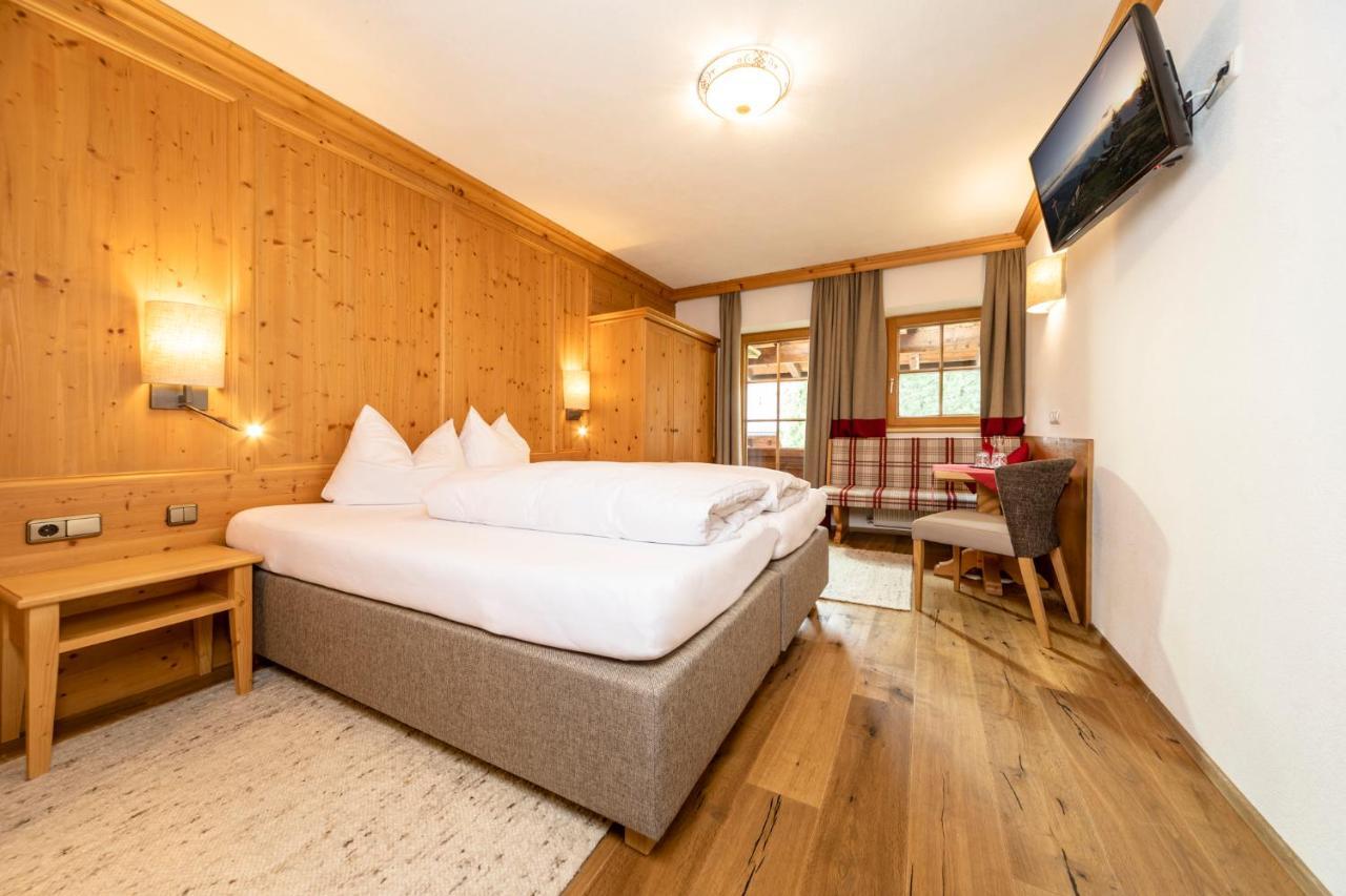 Gaestehaus Gratlspitz アルプバッハ エクステリア 写真