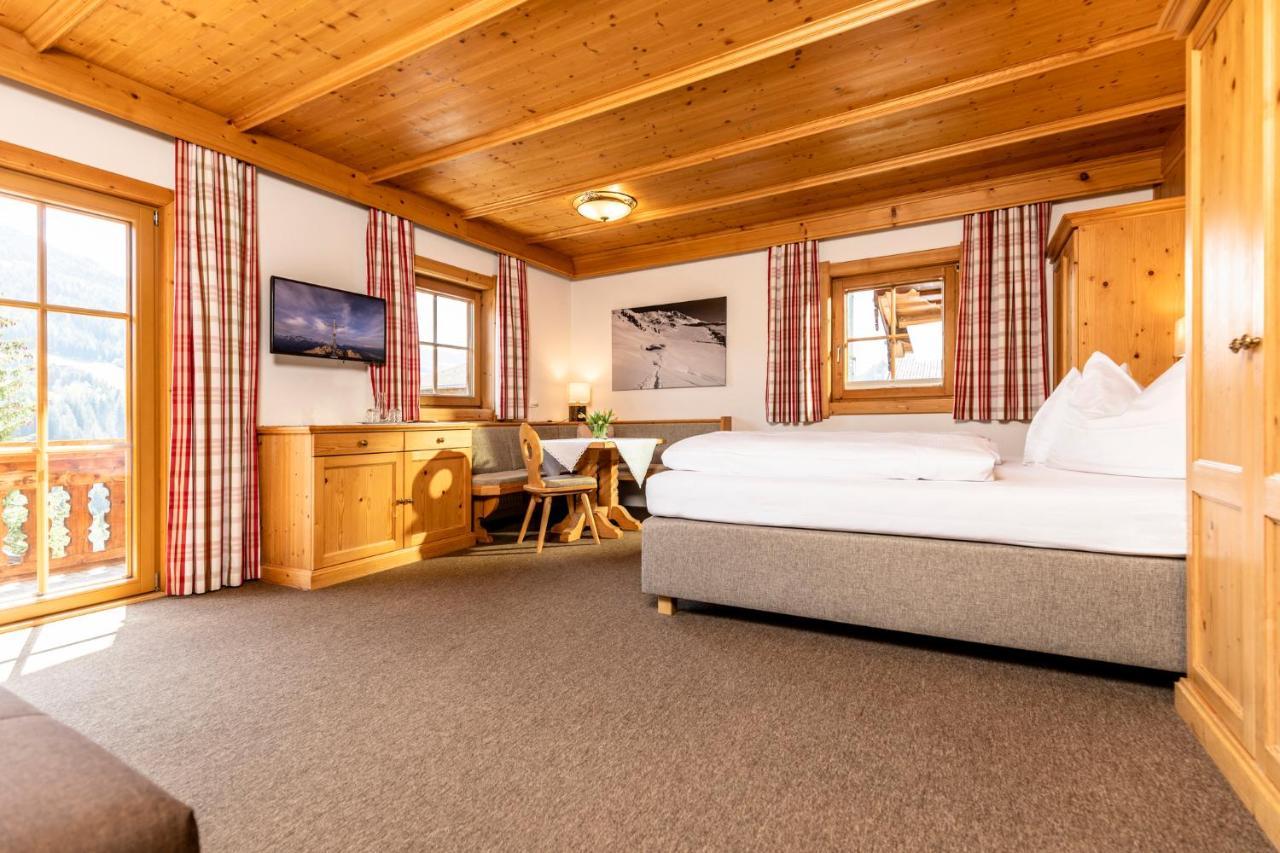 Gaestehaus Gratlspitz アルプバッハ エクステリア 写真